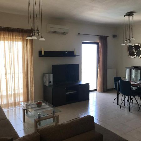 Apartment On The Beach With View ريثيمنو المظهر الخارجي الصورة