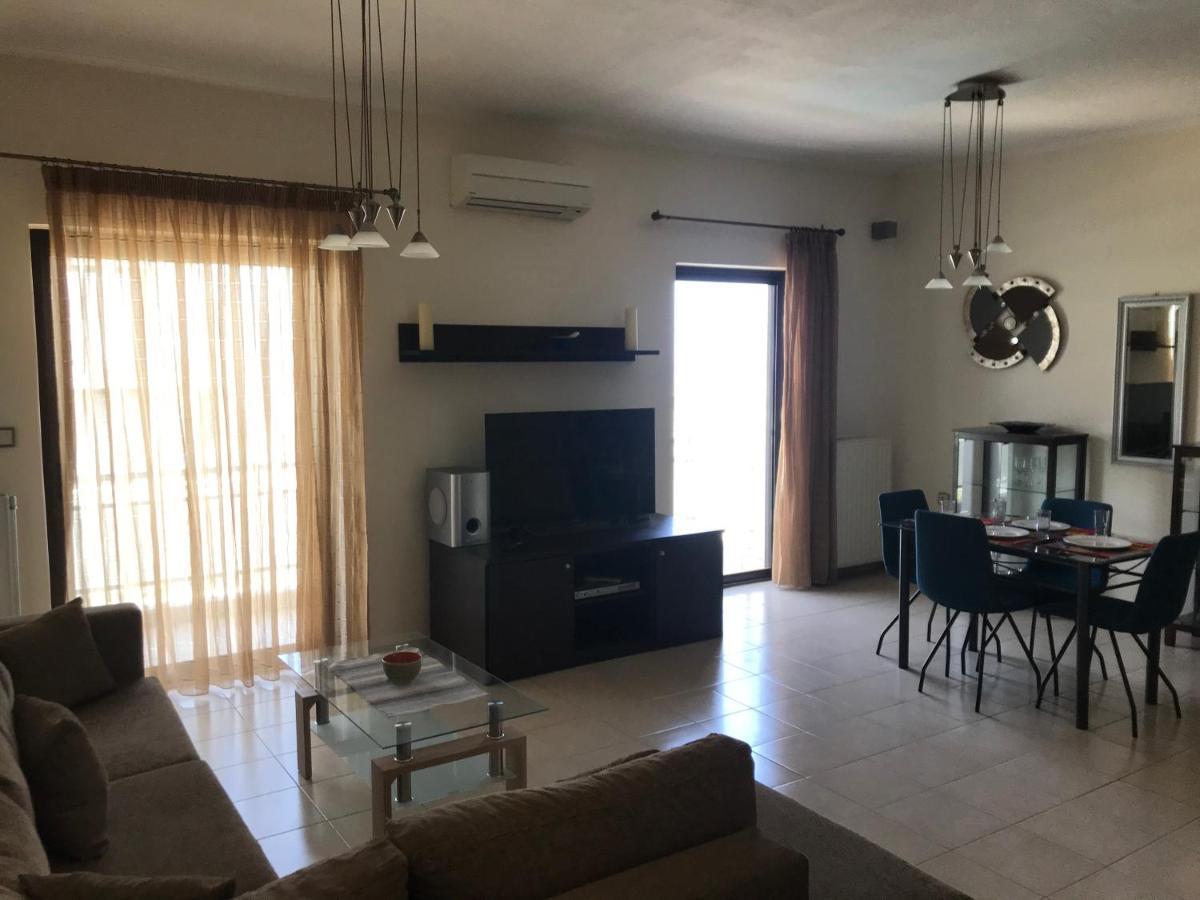 Apartment On The Beach With View ريثيمنو المظهر الخارجي الصورة