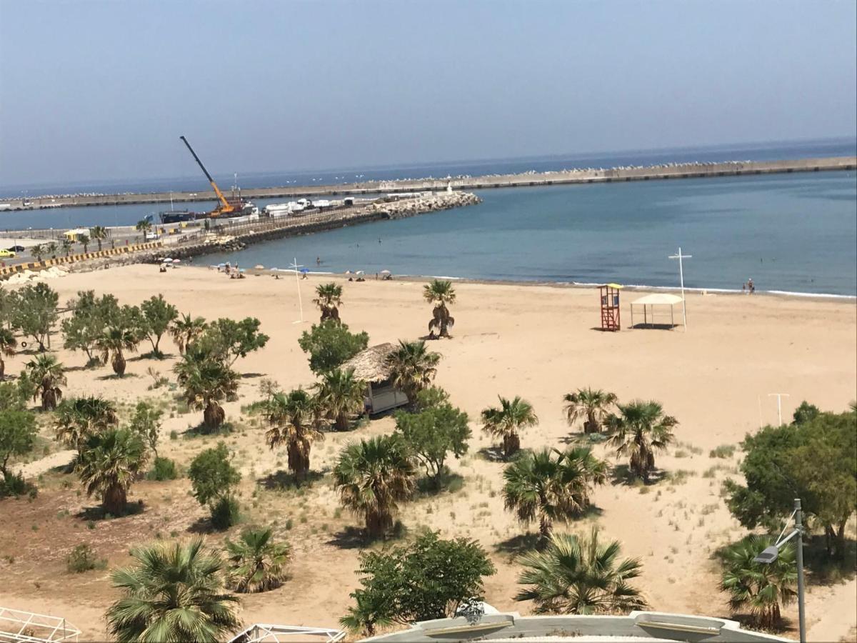 Apartment On The Beach With View ريثيمنو المظهر الخارجي الصورة